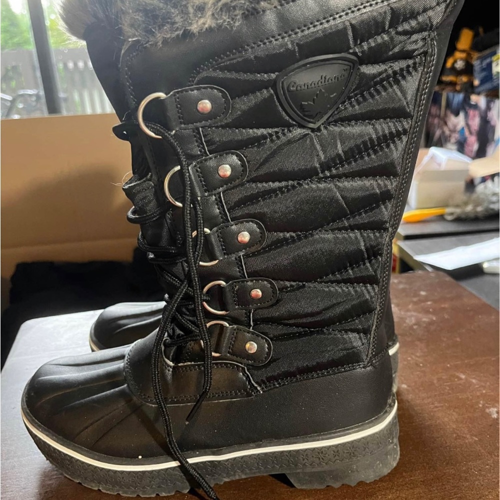 Women’s Black Winter Boots